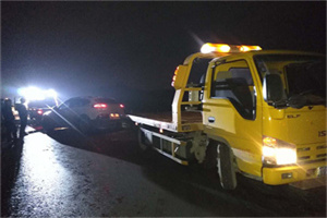 芙蓉24小时车辆搭电联系电话